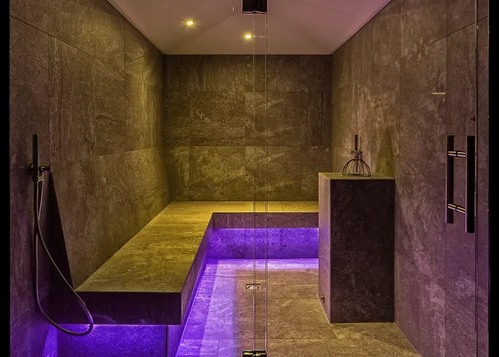 Sonnenhof Genusshotel & فندق بيرتيساو