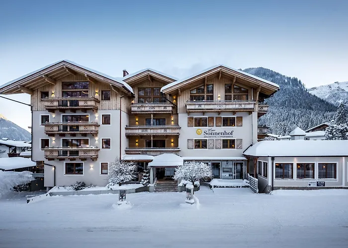 Sonnenhof Genusshotel & فندق بيرتيساو