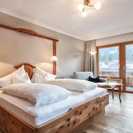Sonnenhof Genusshotel & 4* Pertisau